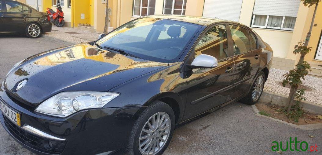 2008' Renault Laguna Dynamic photo #1