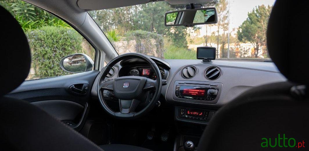 2013' SEAT Ibiza Tdi Ecomotive photo #1