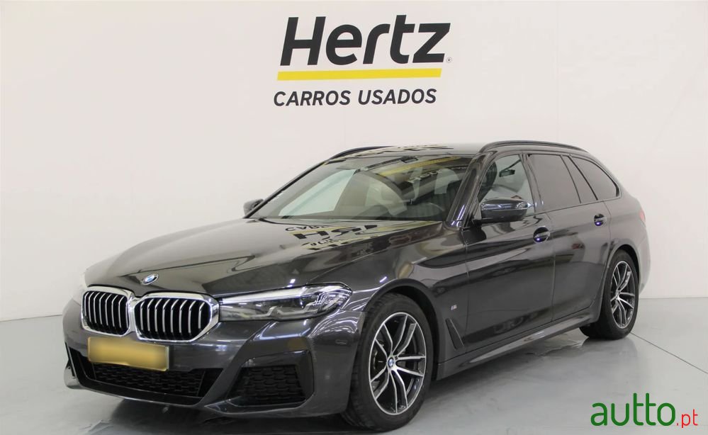 2022' BMW Série 5 D Pack photo #2