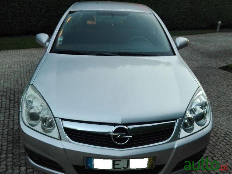 2007' Opel Vectra 1.9 Cdti photo #3