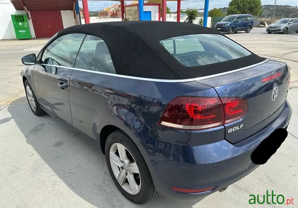 2013' Volkswagen Golf Cabriolet photo #5