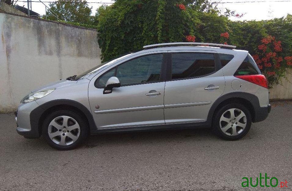 2008' Peugeot 207-Sw Outdoor photo #1