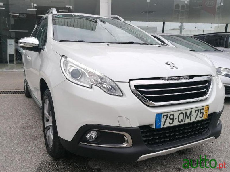 2015' Peugeot 2008 photo #1