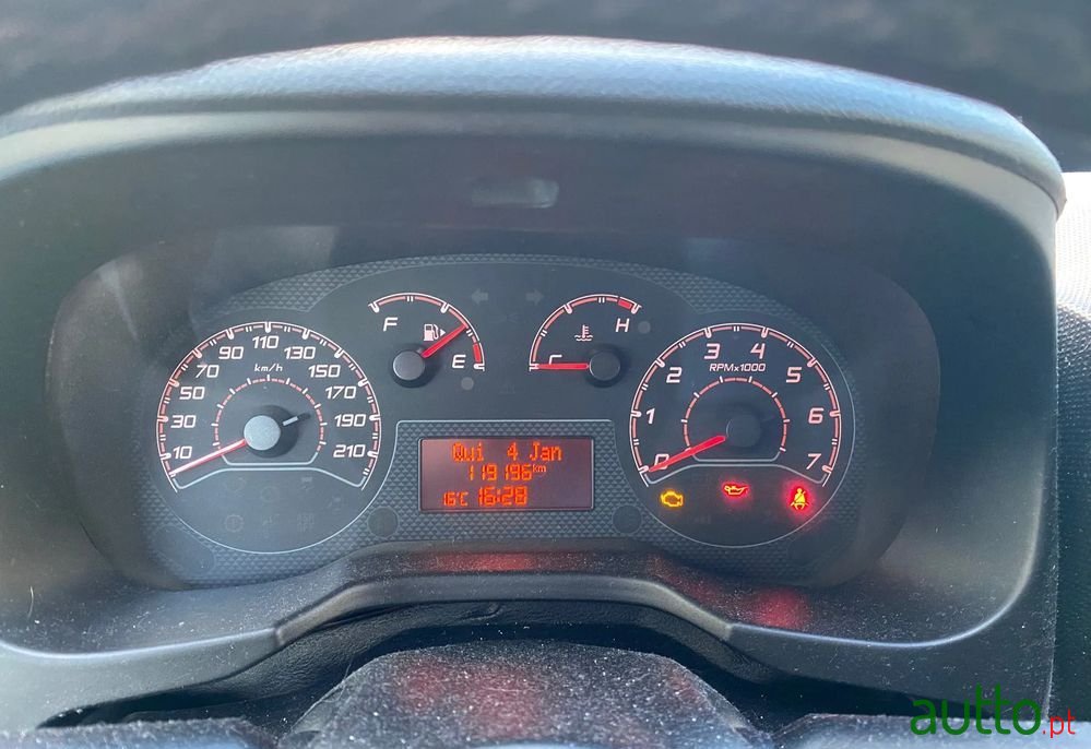 2016' Fiat Fiorino Multijet Base photo #3