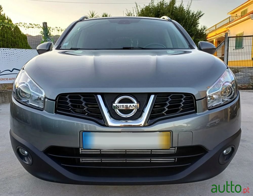 2012' Nissan Qashqai photo #1