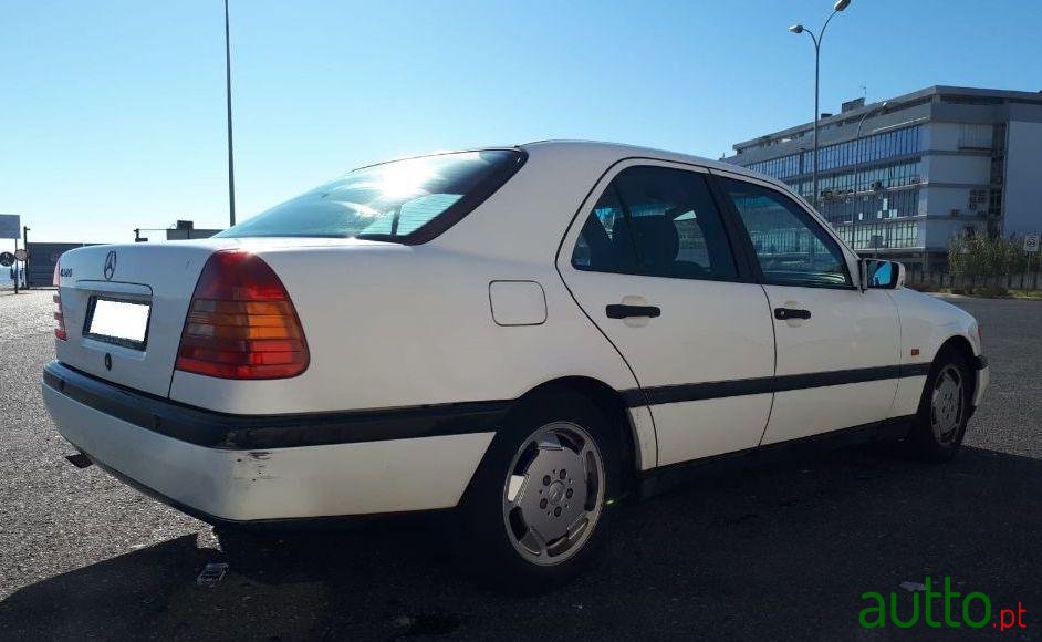 1994' Mercedes-Benz C-180 Espirit photo #1