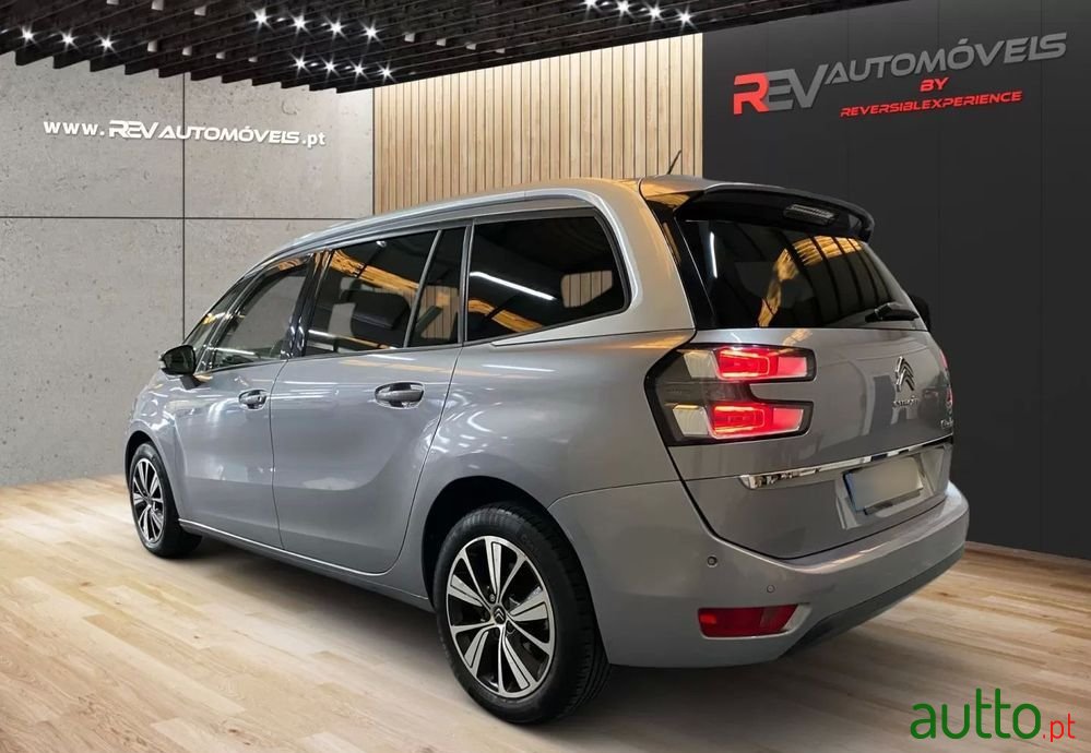 2018' Citroen C4 SpaceTourer photo #4