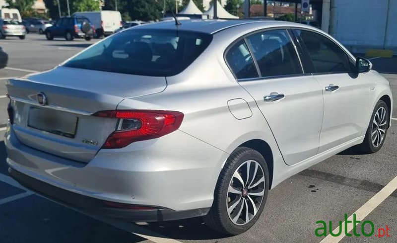 2016' Fiat Tipo 1.6 M-Jet Lounge photo #3