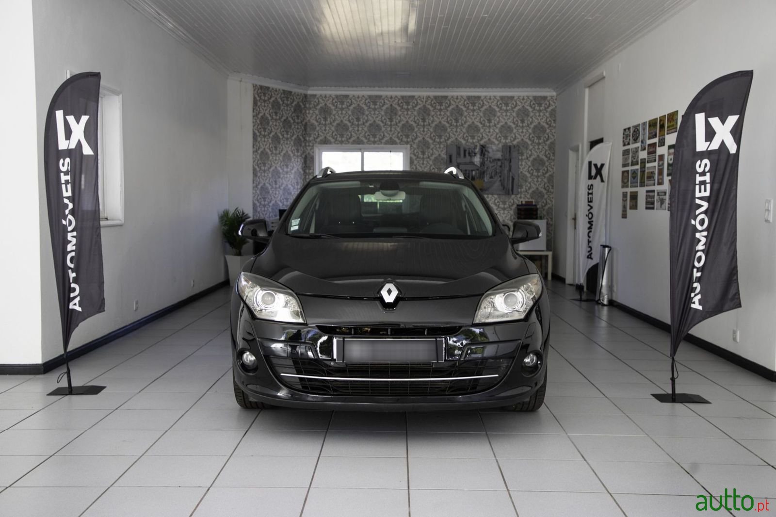 2012' Renault Megane photo #4