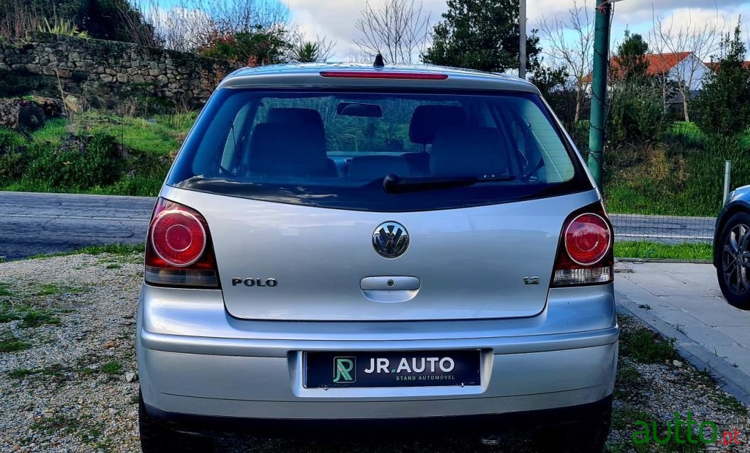 2006' Volkswagen Polo photo #5