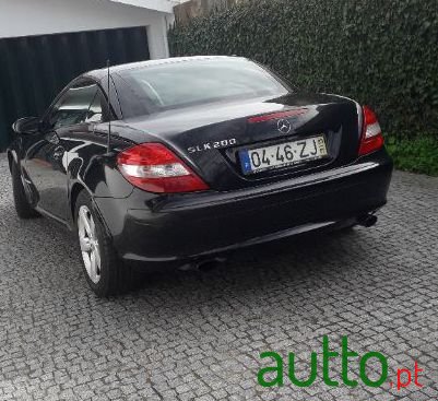 2005' Mercedes-Benz Slk-200 photo #2