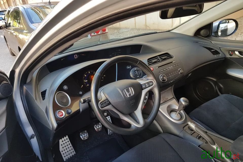 2007' Honda Civic Sport photo #3