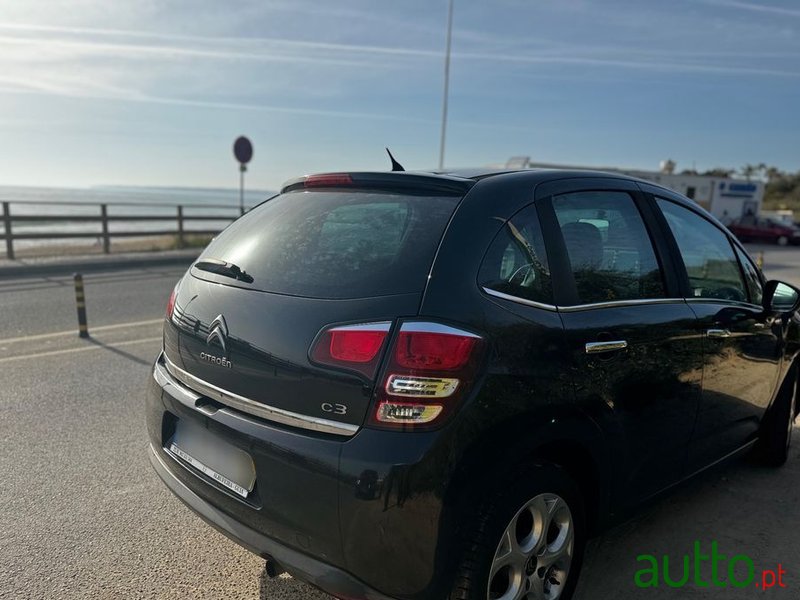 2014' Citroen C3 1.2 Vti Exclusive photo #3