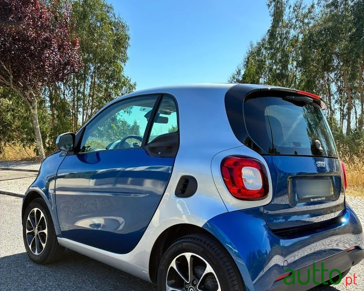 2015' Smart Fortwo 0.9 Passion 90 photo #2