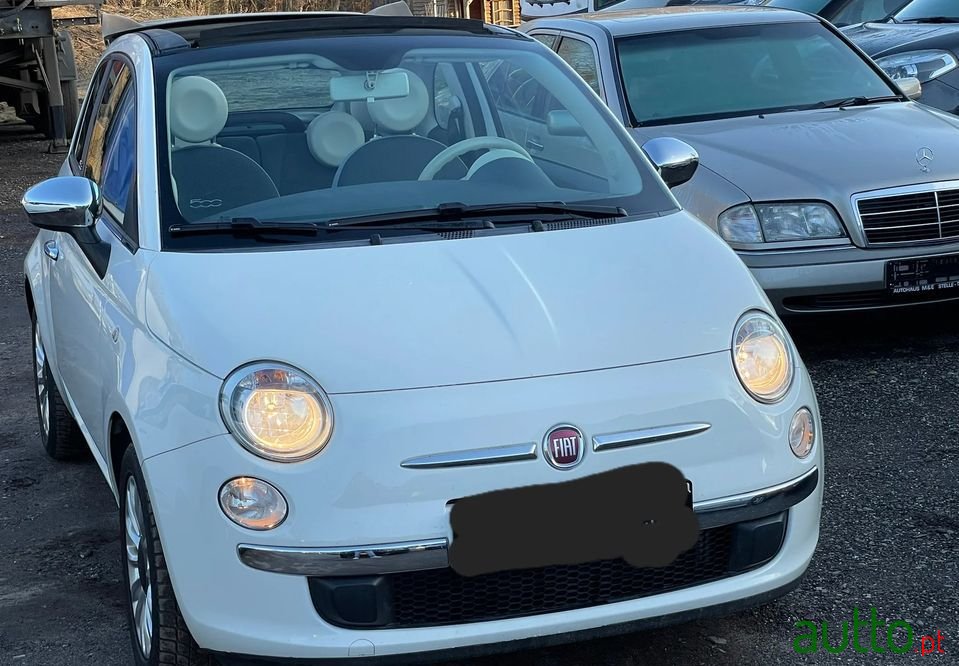 2015' Fiat 500C photo #2