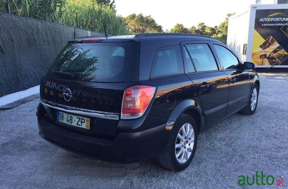 2005' Opel Astra-Caravan 1.7Cdti photo #1