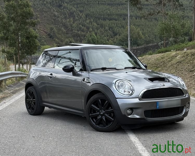 2008' MINI Cooper S 3 Portas photo #1