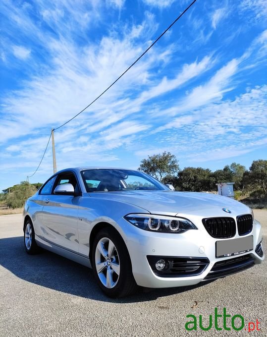 2017' BMW 218 photo #3