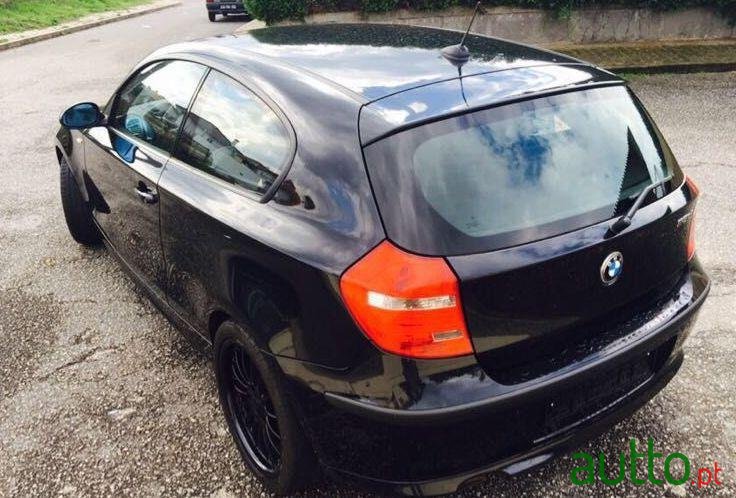 2008' BMW 118 118D  Sport Coupé photo #1