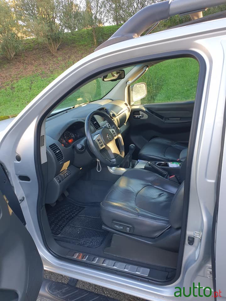 2010' Nissan Navara photo #4