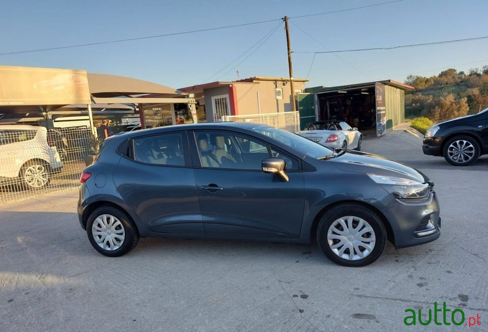 2018' Renault Clio photo #6