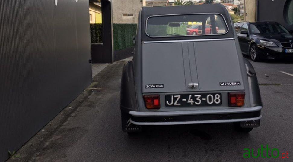 1986' Citroen 2 CV photo #2