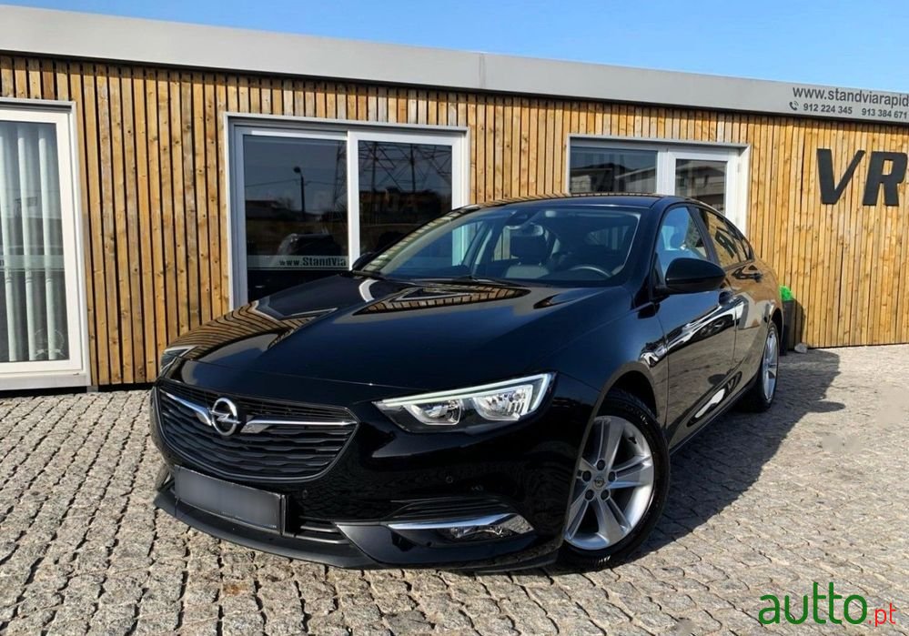 2019' Opel Insignia Grand Sport photo #1