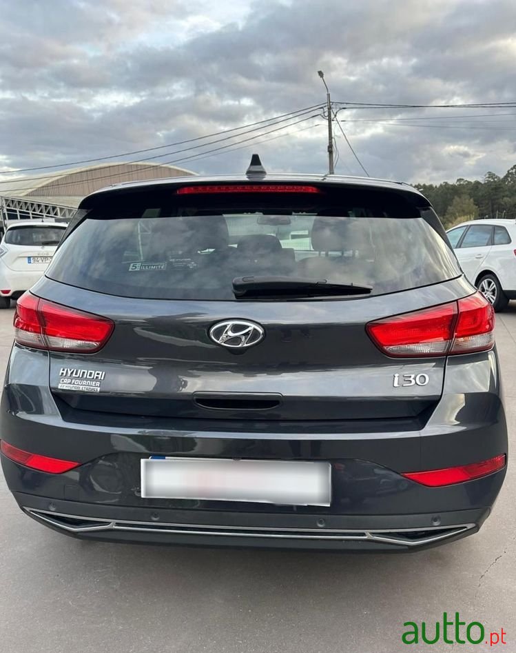2021' Hyundai i30 photo #6