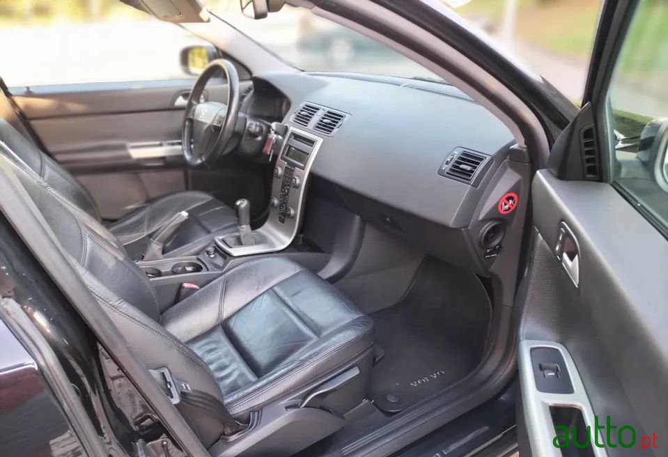 2007' Volvo V50 photo #6