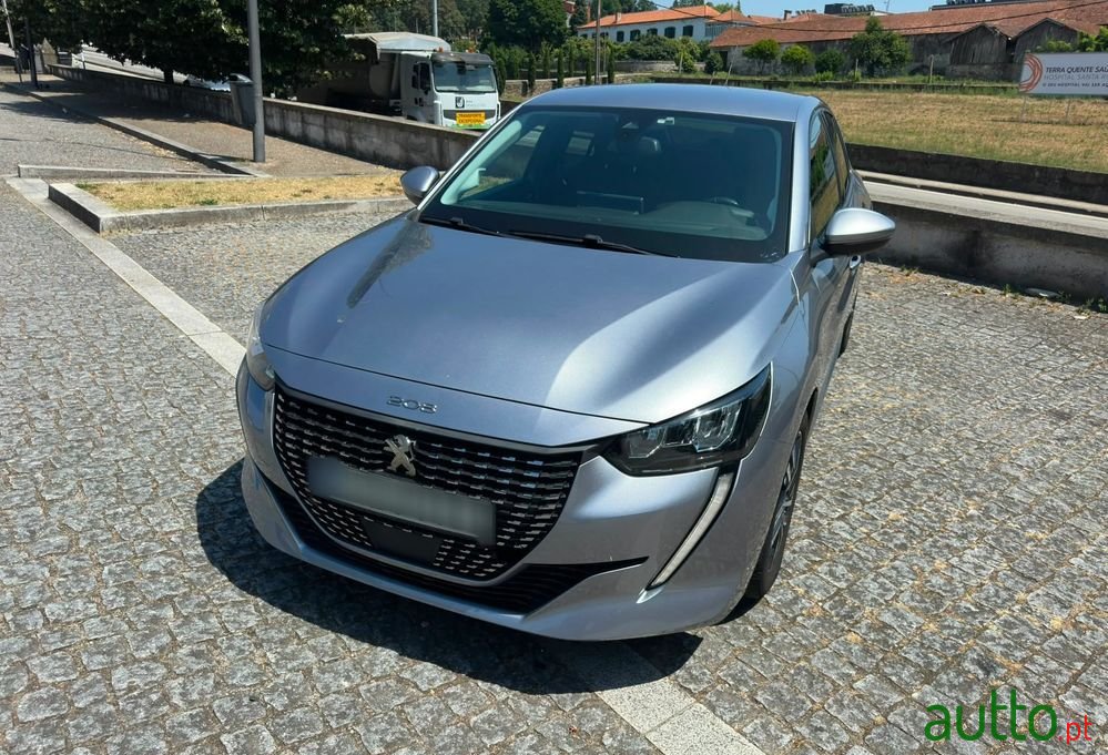 2021' Peugeot 208 1.2 Puretech Allure photo #4