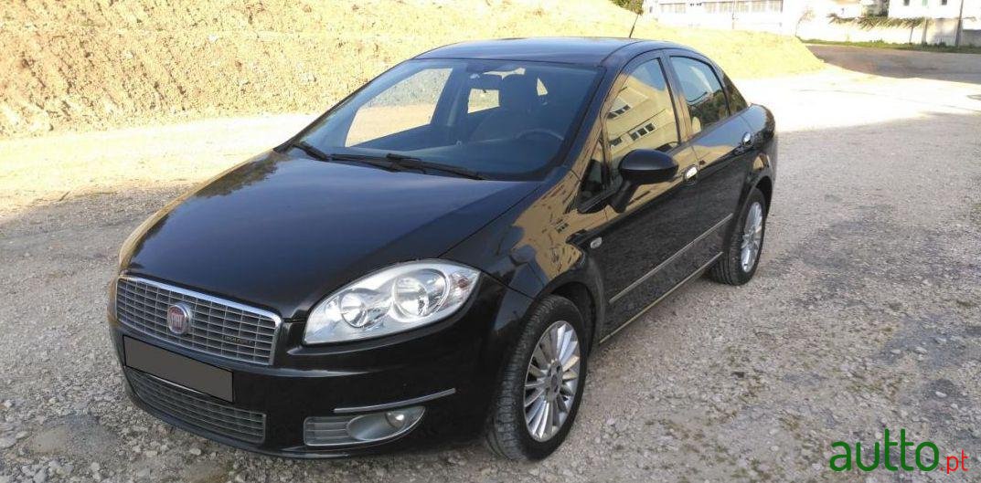 2010' Fiat Linea 1.3 M-Jet Emotion photo #2