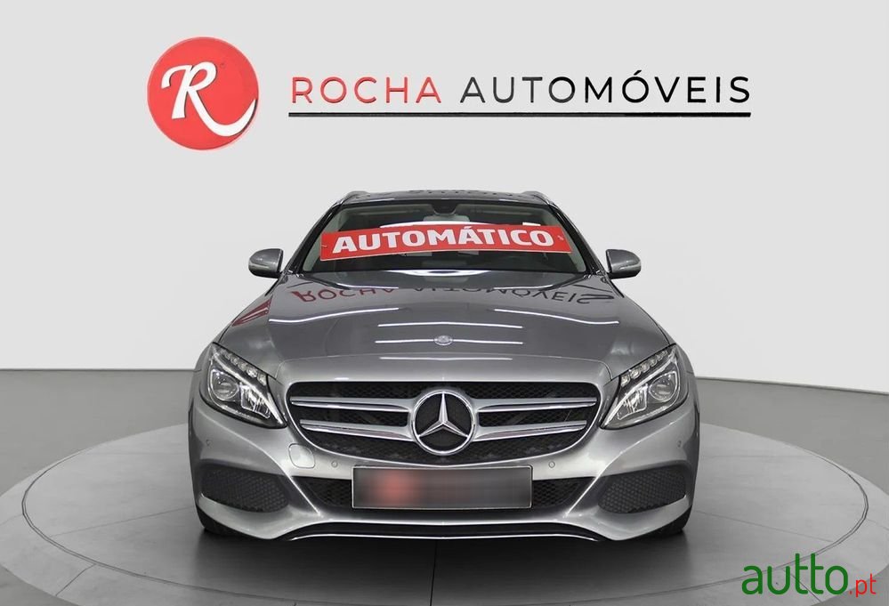 2015' Mercedes-Benz Classe C photo #2