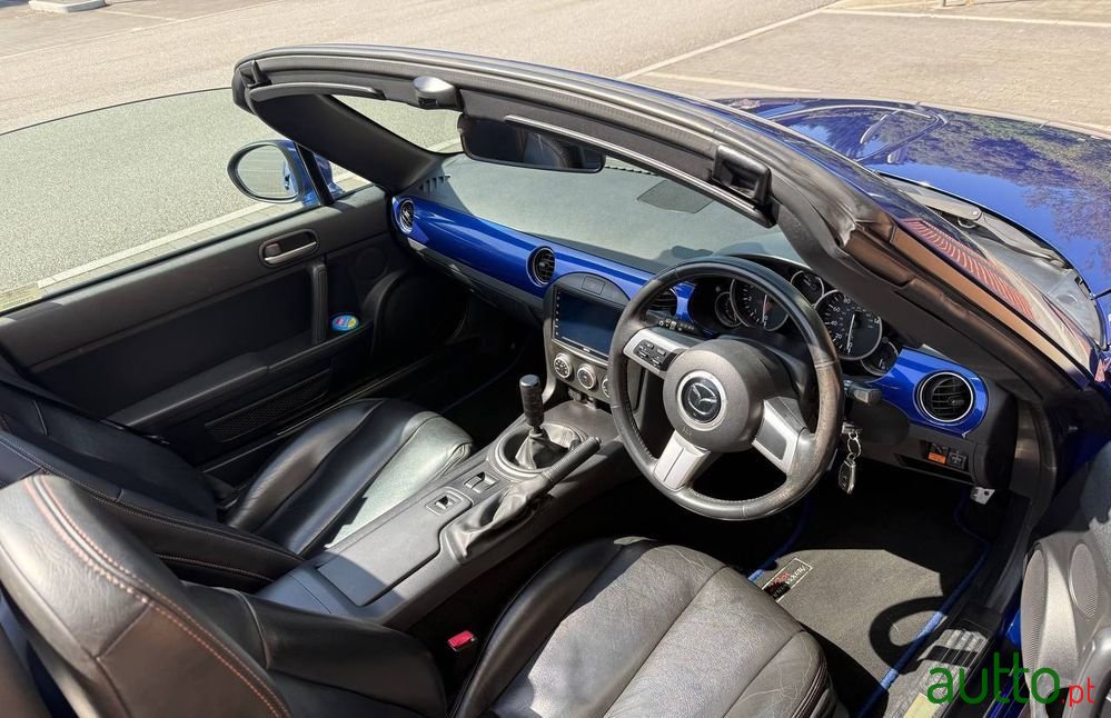 2010' Mazda MX-5 photo #6