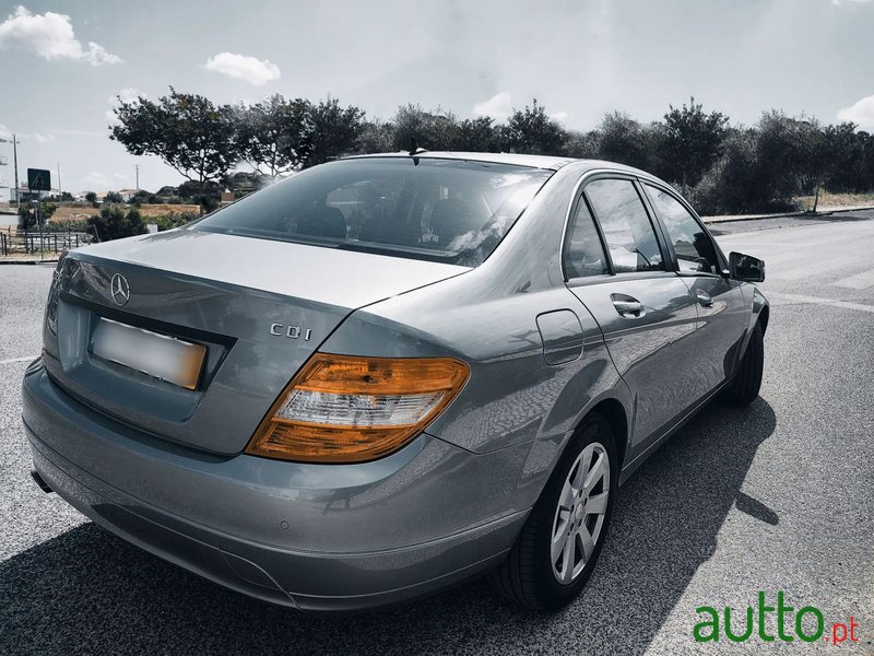 2010' Mercedes-Benz C-220 photo #5