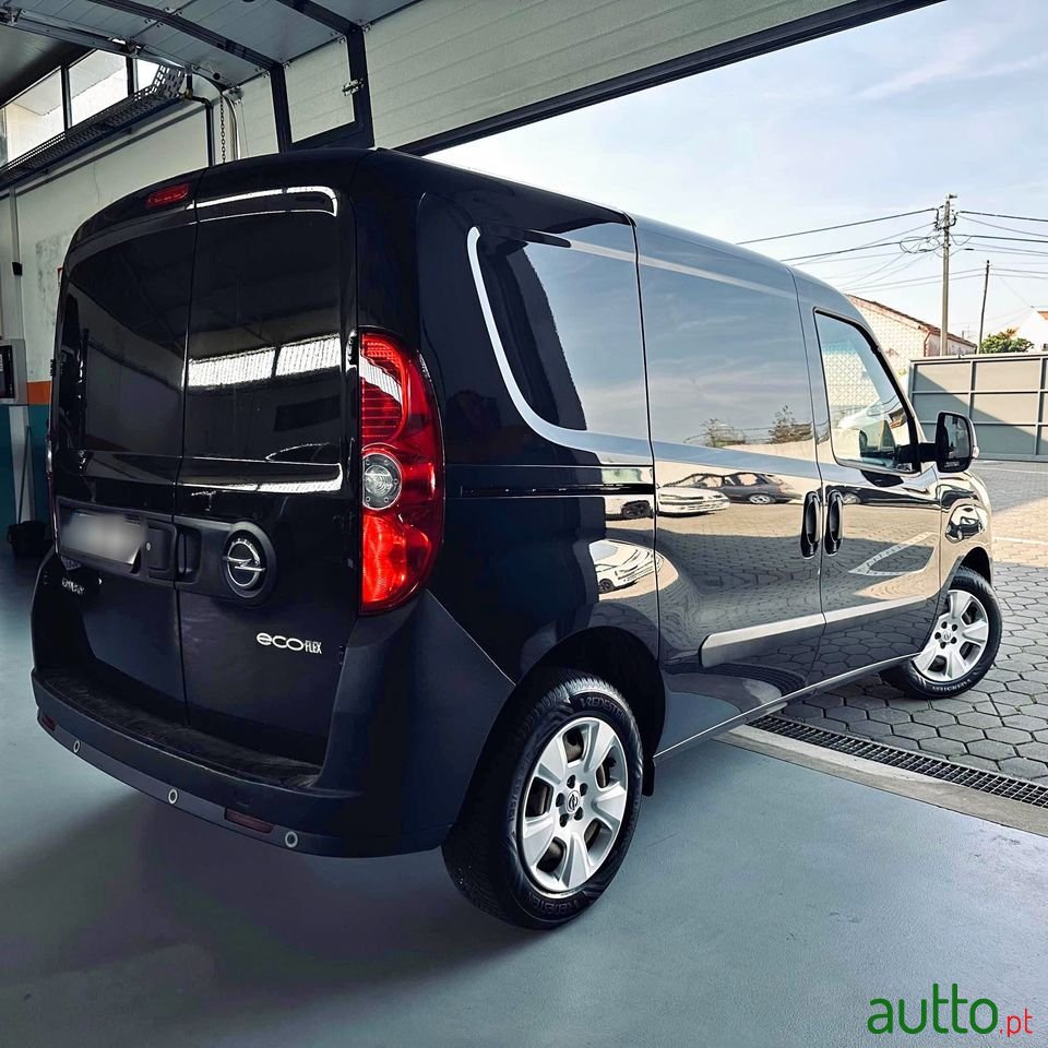 2017' Opel Combo photo #3