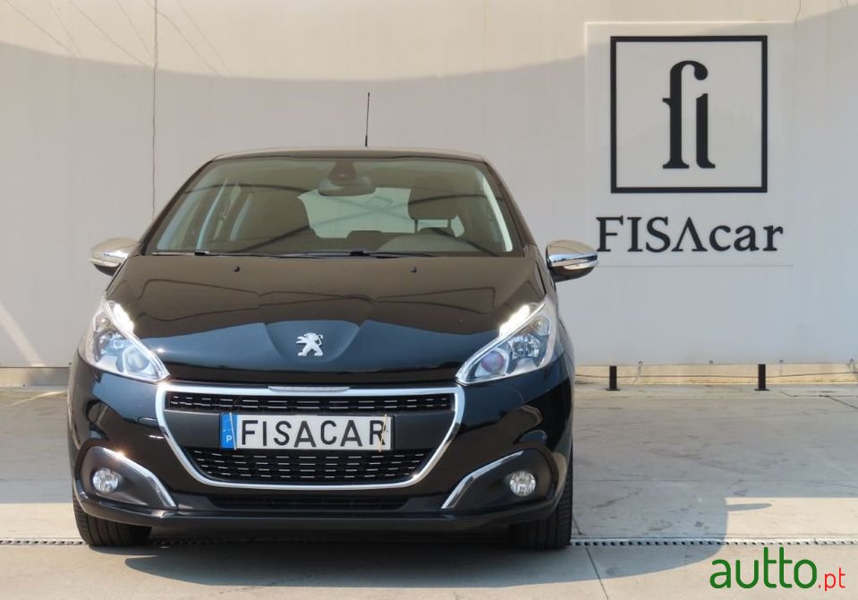2017' Peugeot 208 photo #3