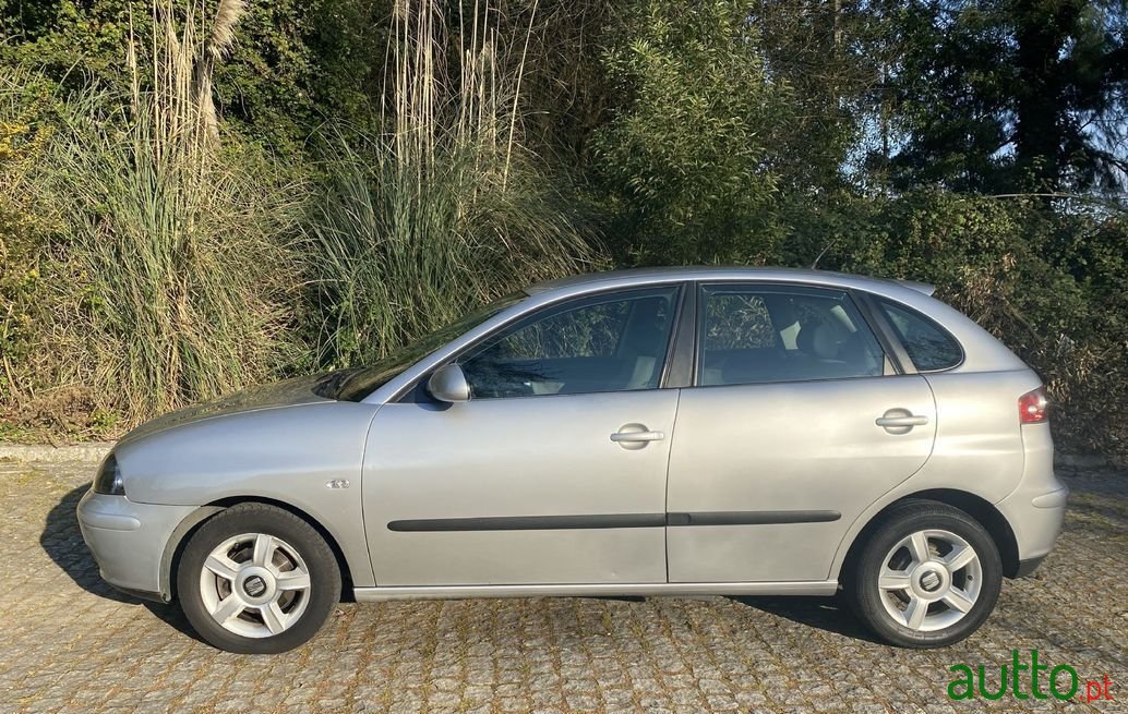 2003' SEAT Ibiza photo #5