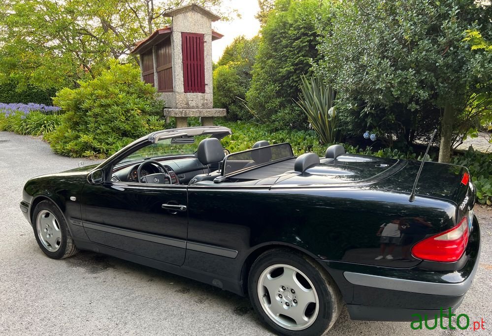 1999' Mercedes-Benz CLK 320 Elegance photo #6