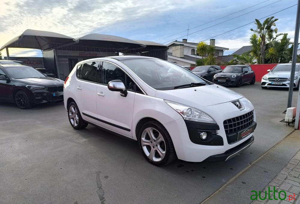 2013' Peugeot 3008 photo #3