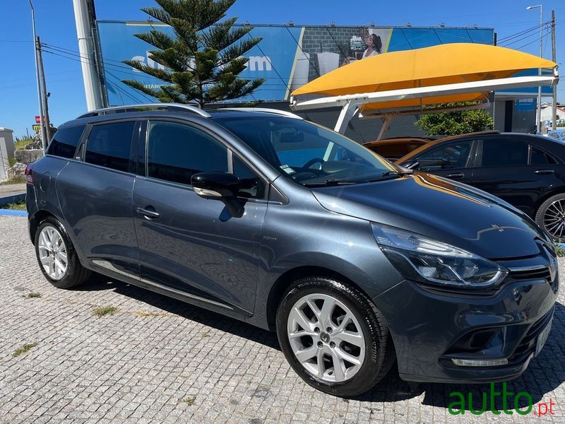 2018' Renault Clio Sport Tourer photo #5