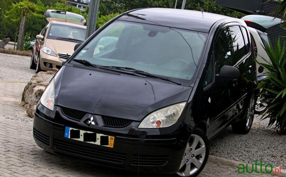 2006' Mitsubishi Colt 1.1 Base photo #1