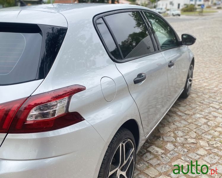 2017' Peugeot 308 photo #6