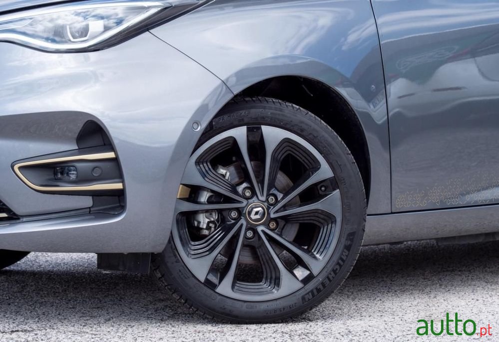2023' Renault Zoe photo #3