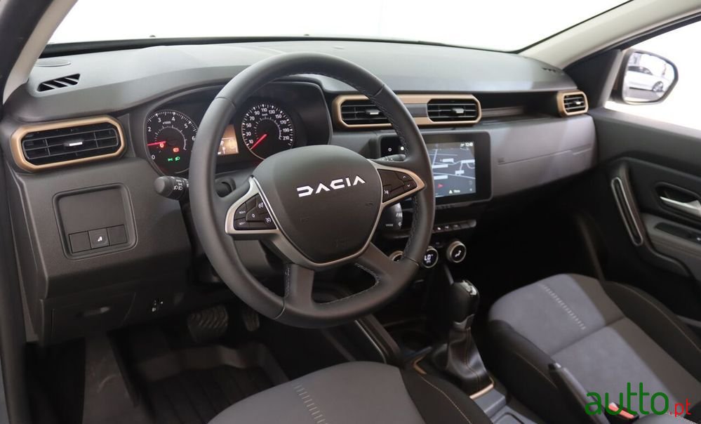 2024' Dacia Duster 1.3 Tce Extreme Edc photo #4