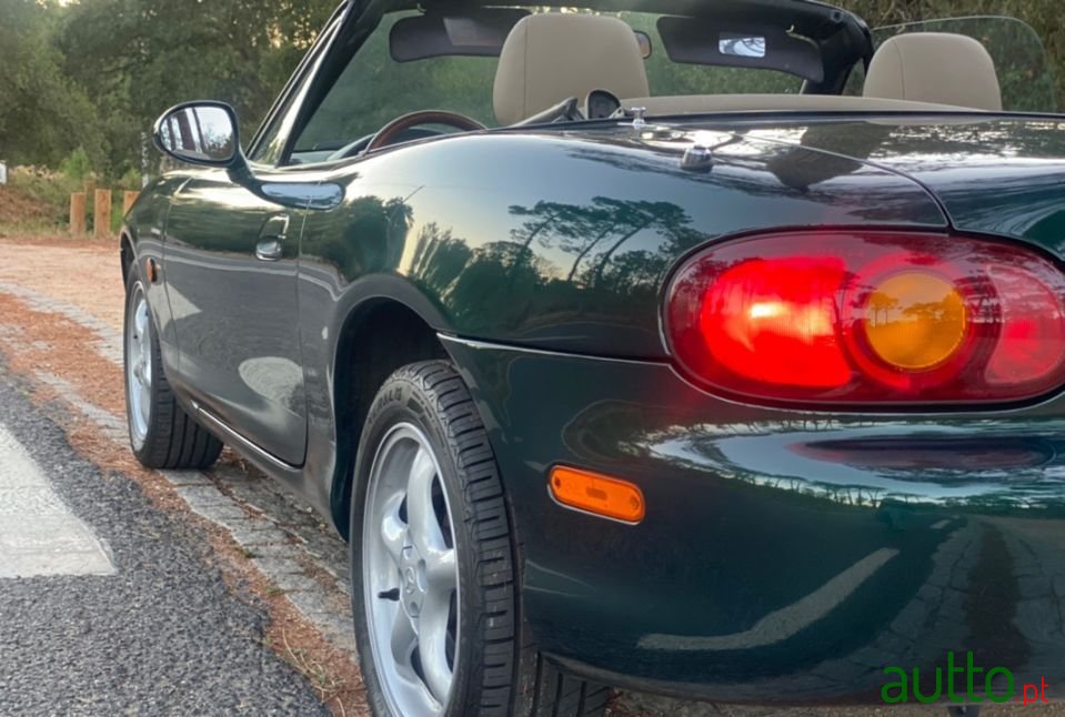 2000' Mazda MX-5 photo #6