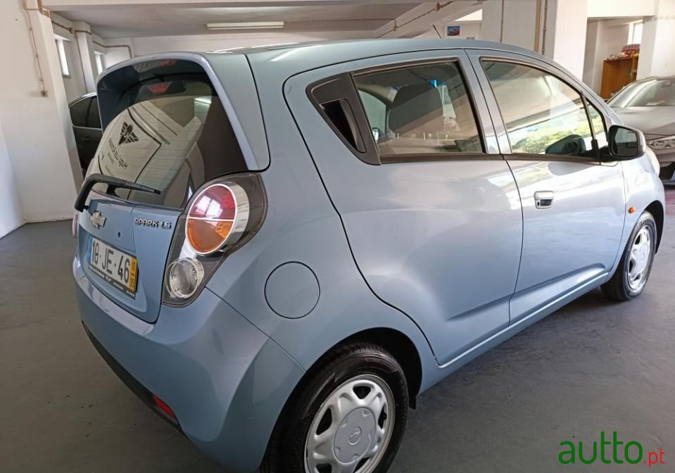 2010' Chevrolet Spark photo #5