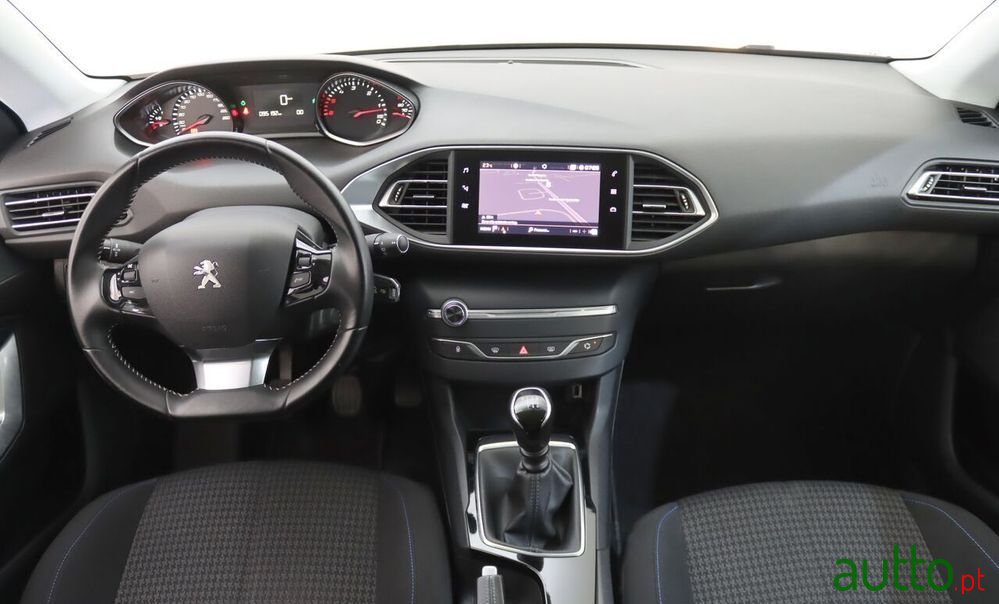 2019' Peugeot 308 Sw photo #6