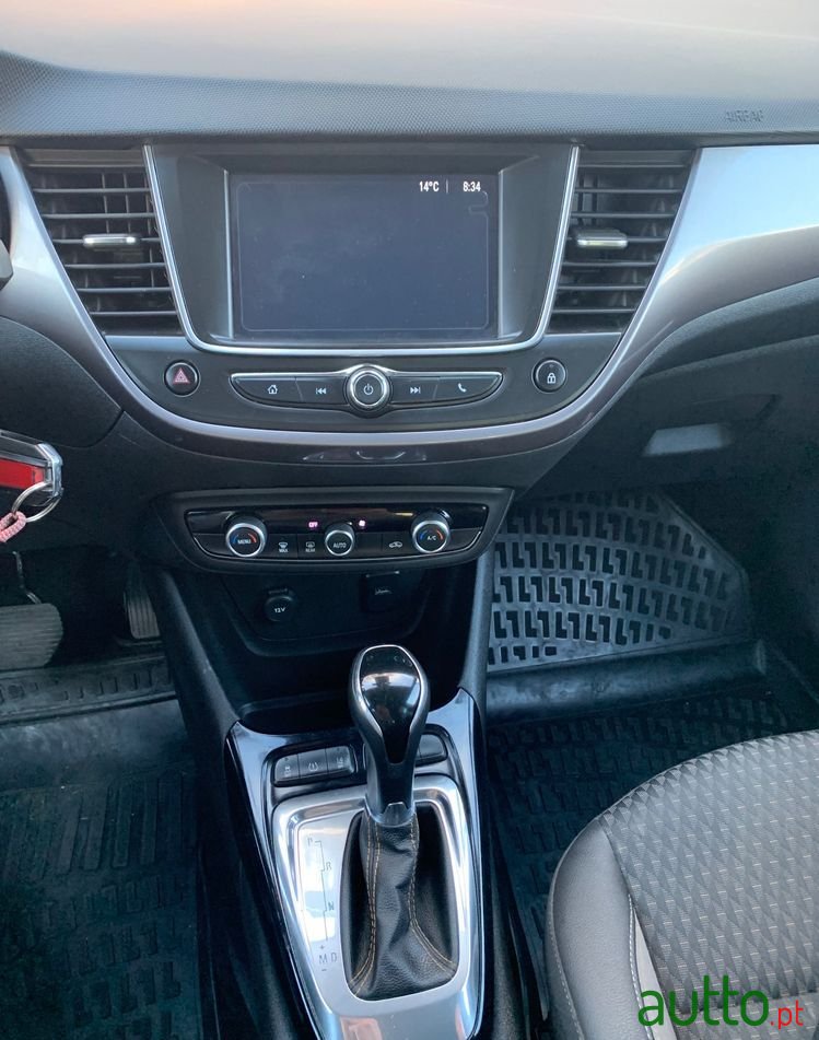 2017' Opel Crossland X photo #5