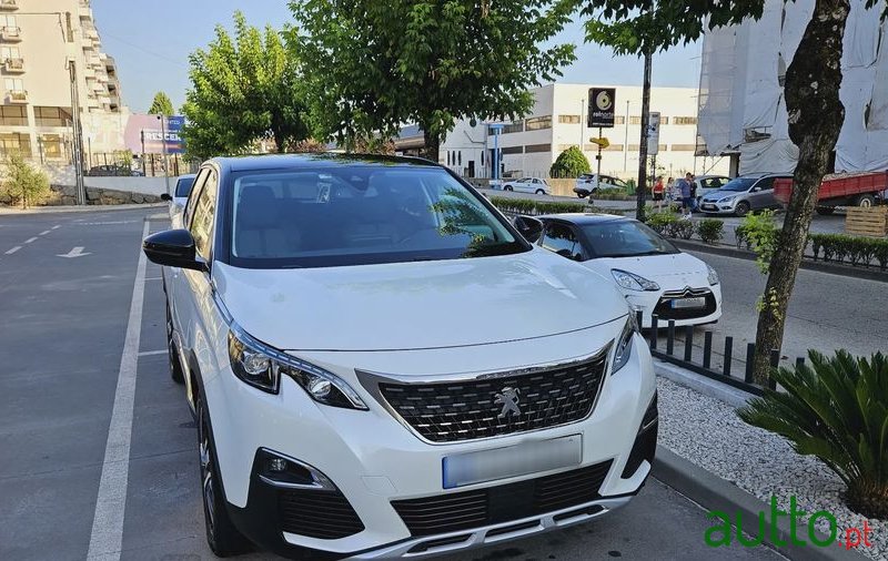 2018' Peugeot 3008 photo #2