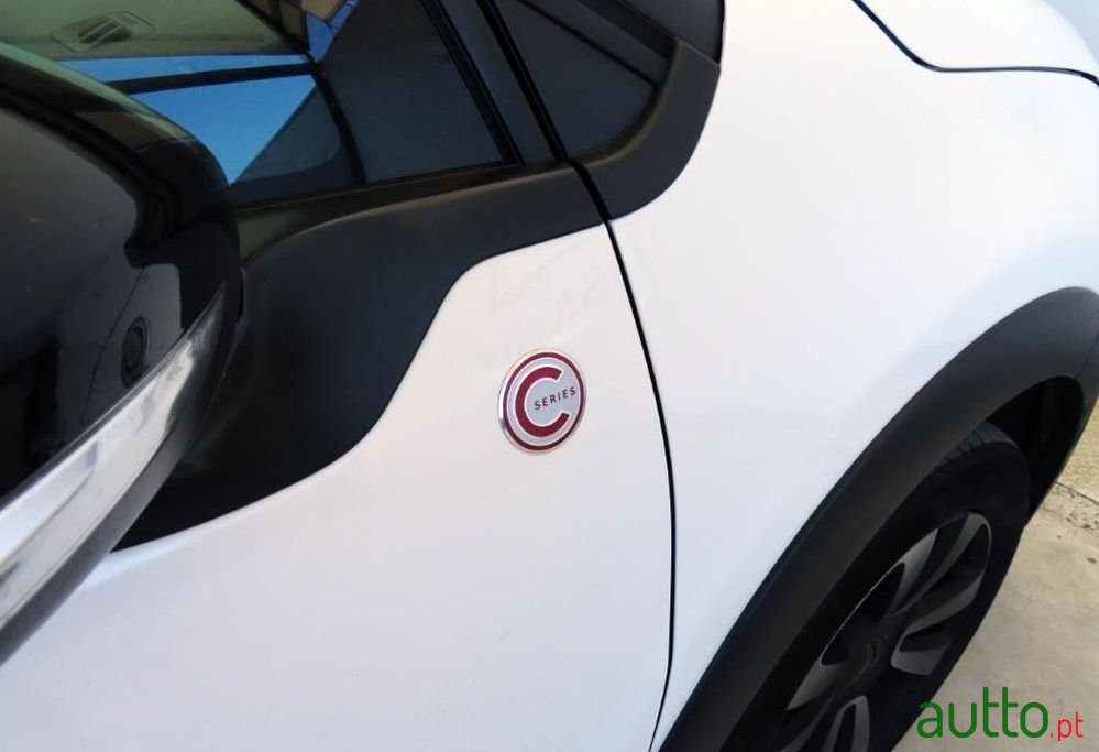 2022' Citroen C3 1.5 Bluehdi photo #4